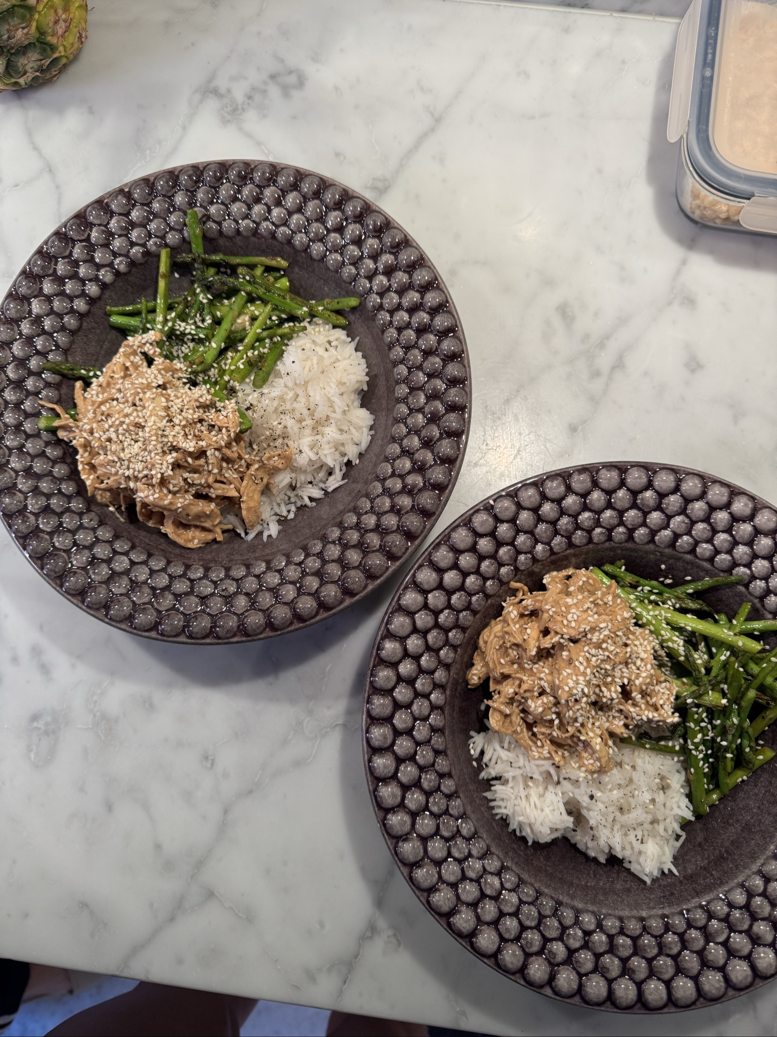 Pulled chicken bowl med sparris